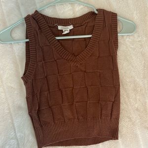 Full tilt cropped tank from Tilly’s